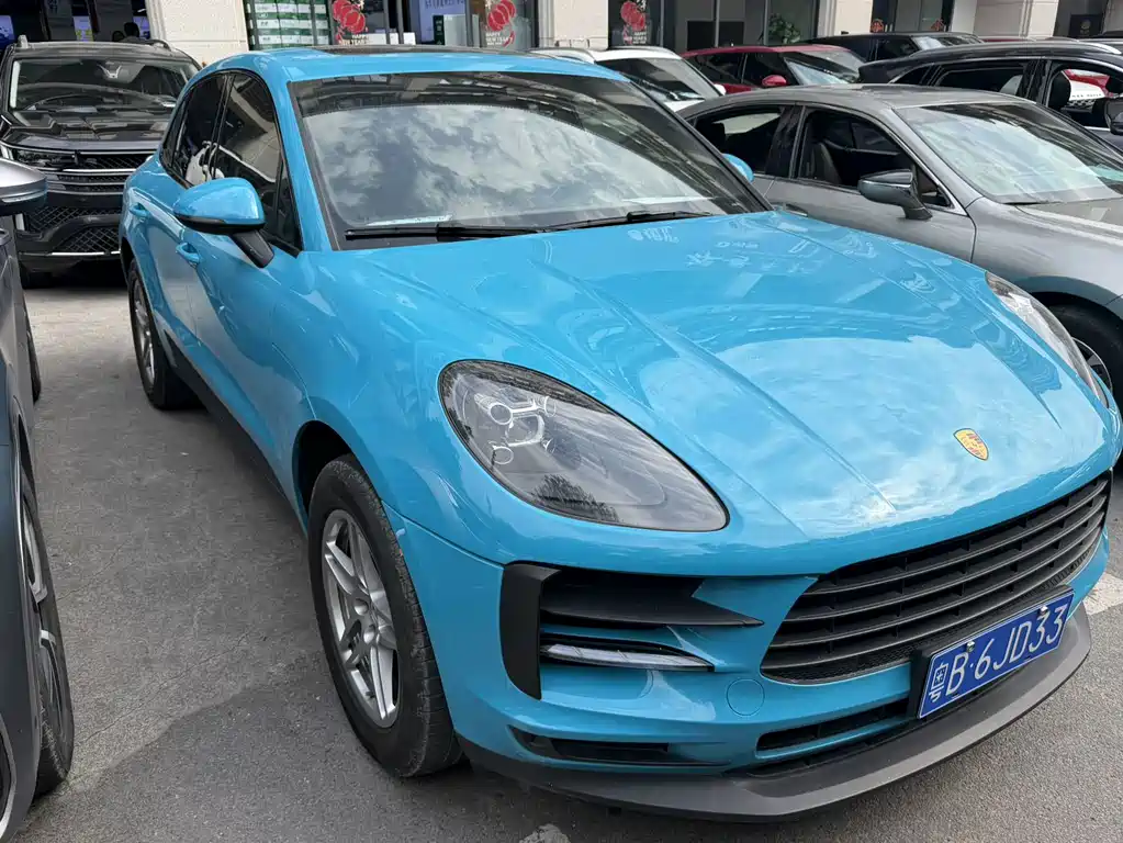 Porsche Macan — миниатюра 3