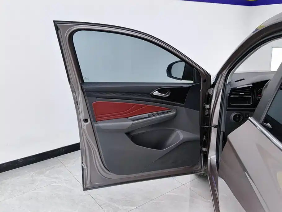 Jetta VS7 — миниатюра 7