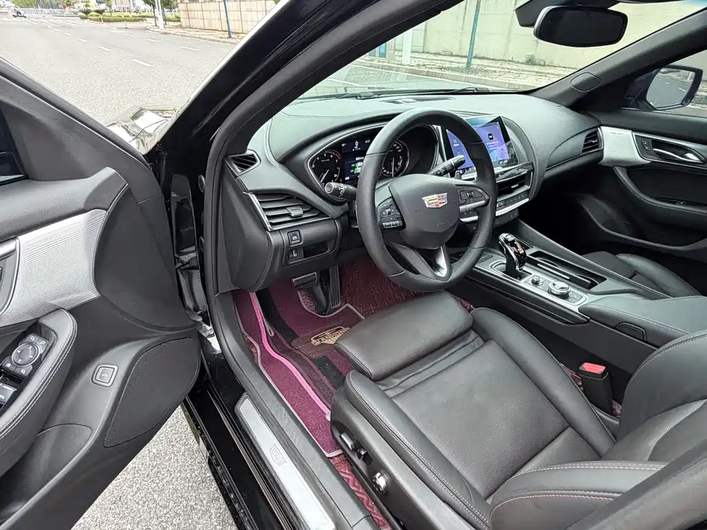 Cadillac CT5 — миниатюра 7