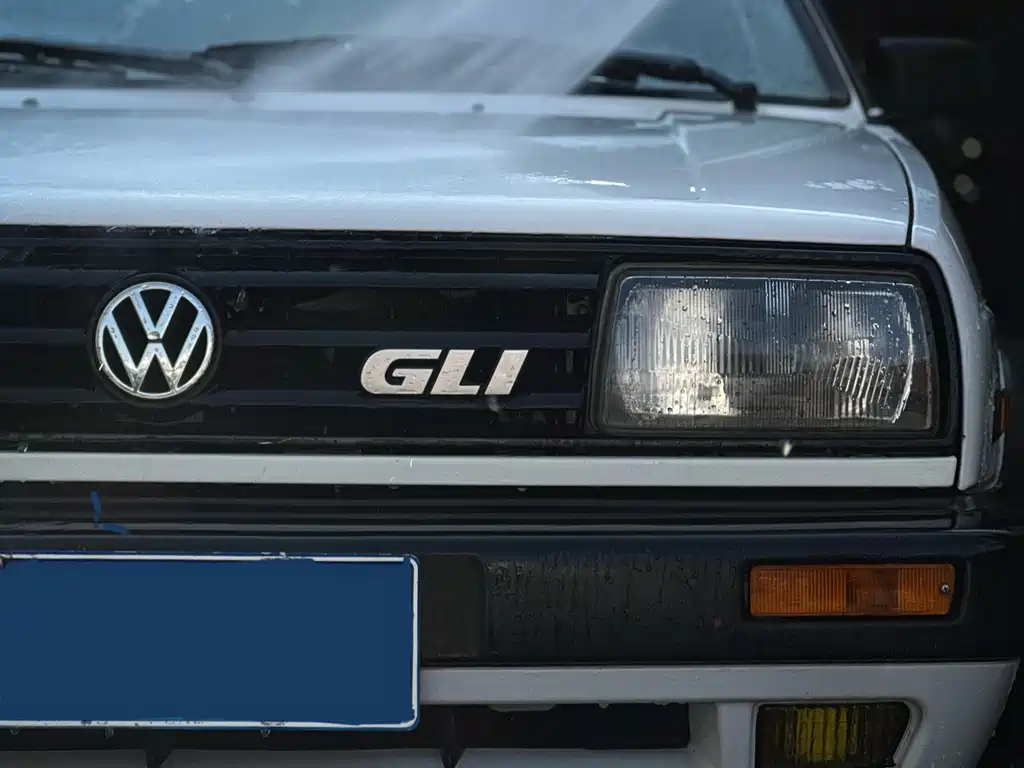 Volkswagen Jetta 2000 1.6L MT