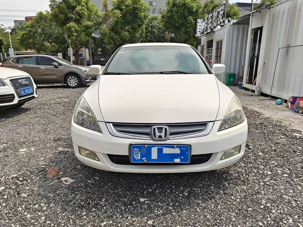 Honda Accord — миниатюра 2