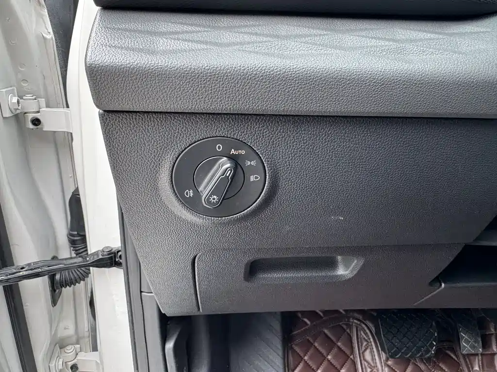 Volkswagen Tharu — миниатюра 14