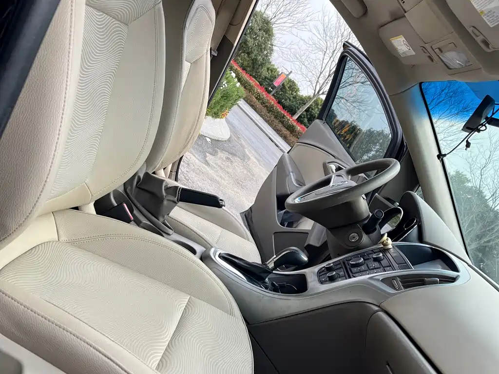 Buick Excelle — миниатюра 11
