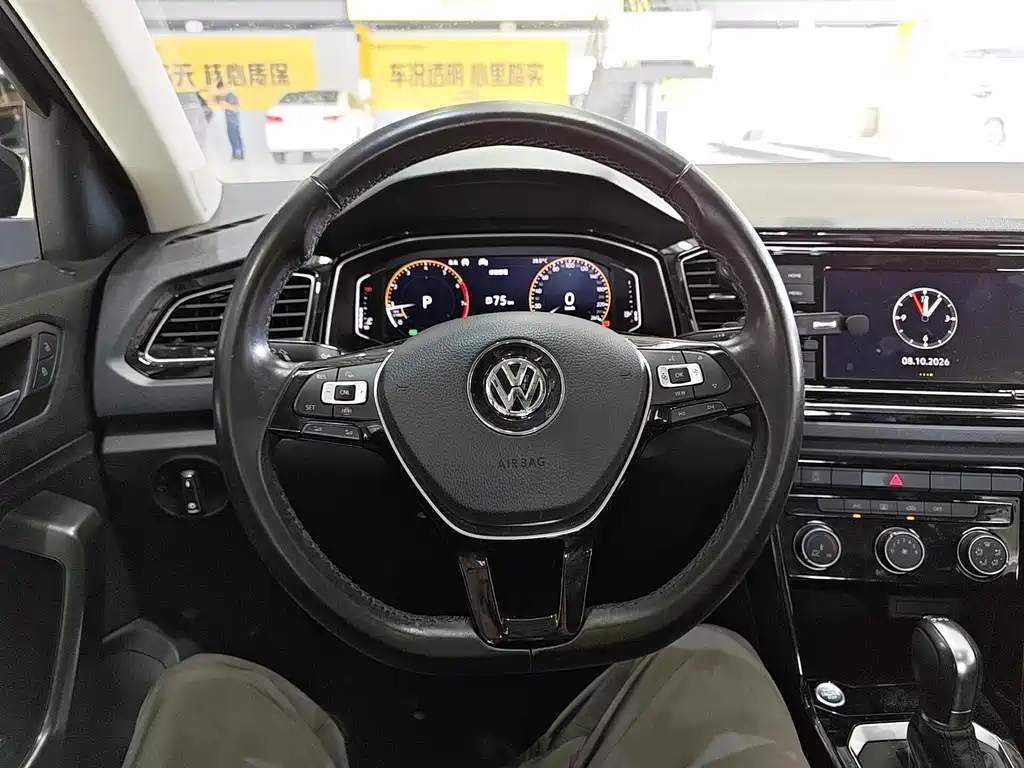 Volkswagen T-Roc — миниатюра 5