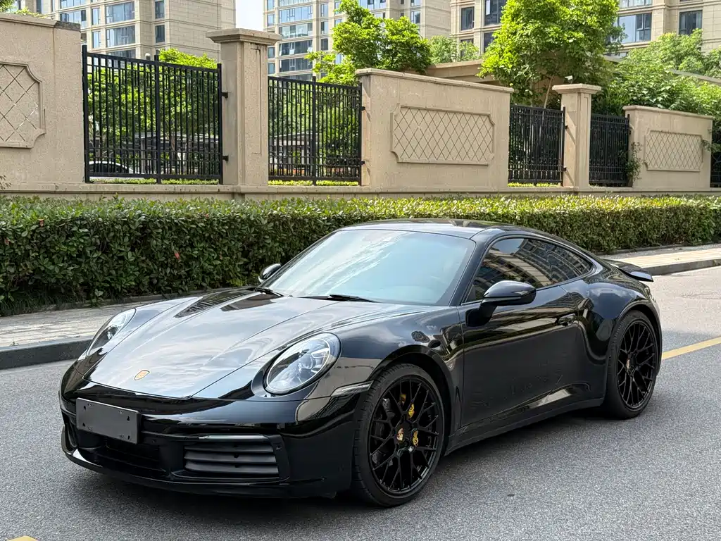 Porsche 911 2021