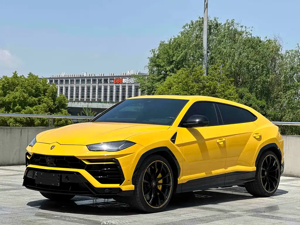 Lamborghini Urus 2022
