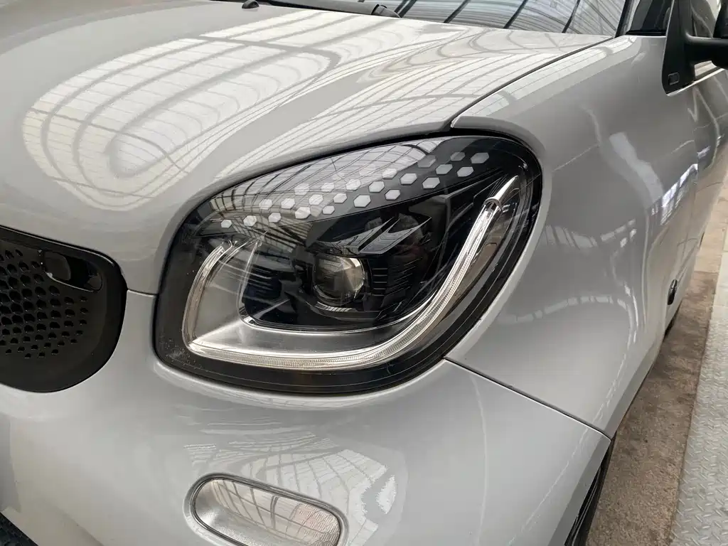 smart Smart Fortwo — миниатюра 16