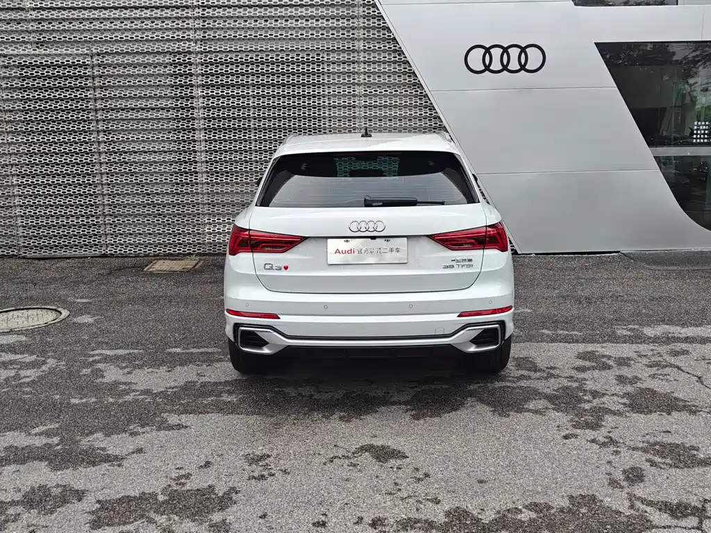 Audi Q3 — миниатюра 5