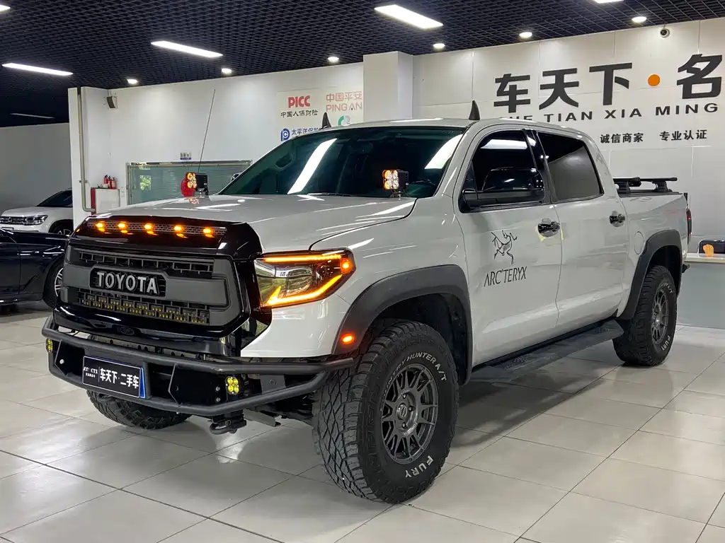 Toyota Tantu 2016