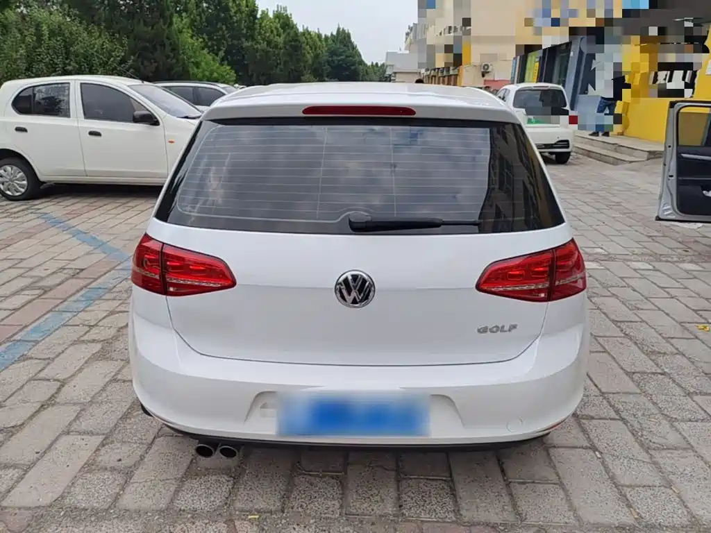 Volkswagen Golf — миниатюра 6