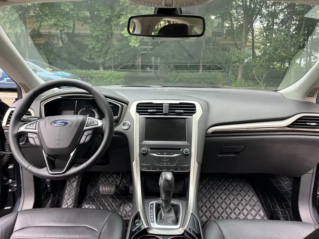 Ford Mondeo — миниатюра 13
