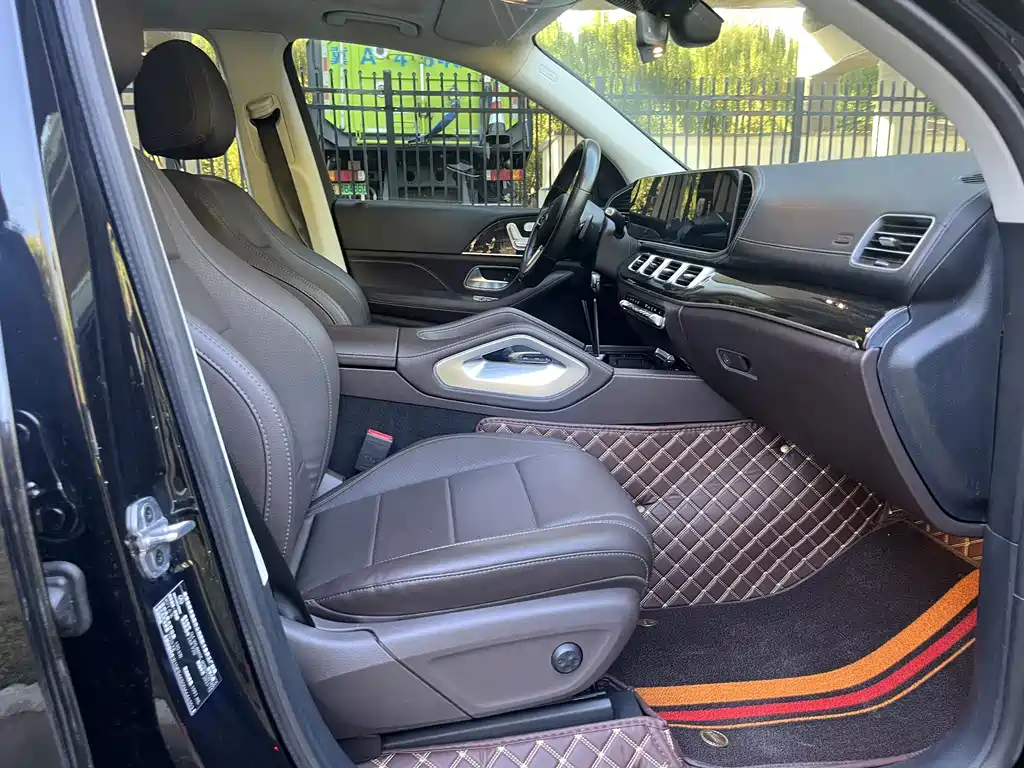 Mercedes-Benz GLE (Import) — миниатюра 11