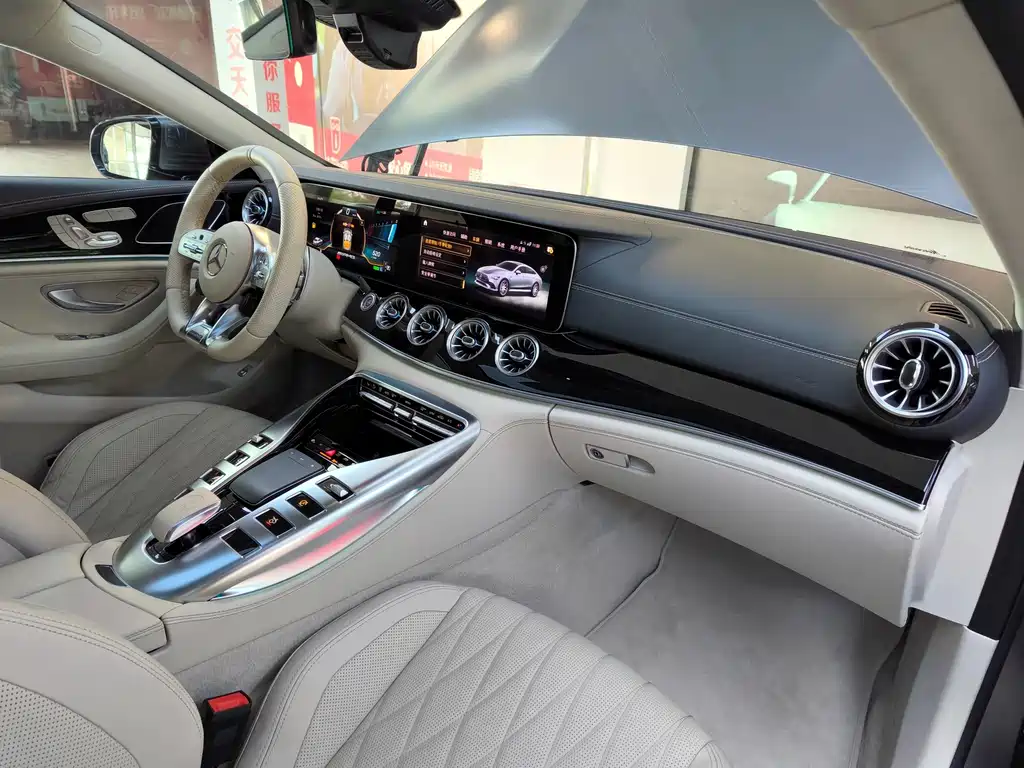 Mercedes-Benz AMG GT — миниатюра 18