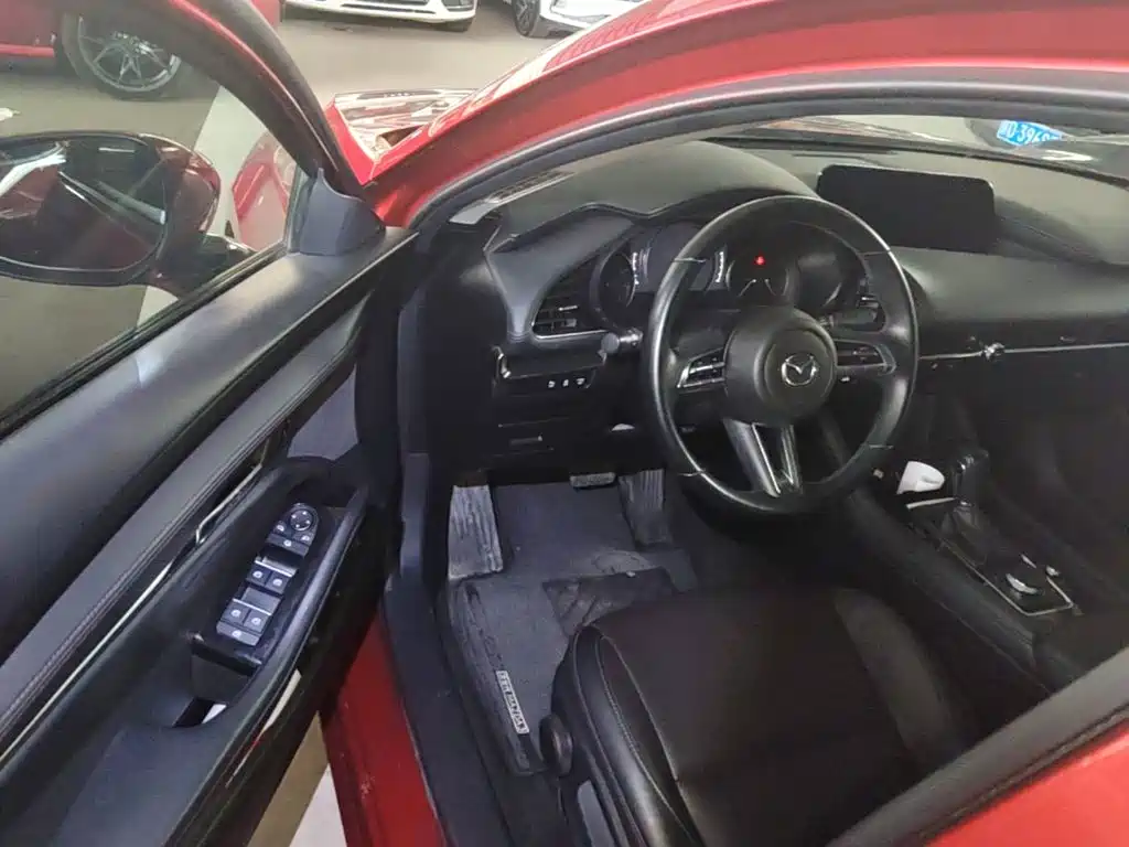 Mazda 3 Axela — миниатюра 16