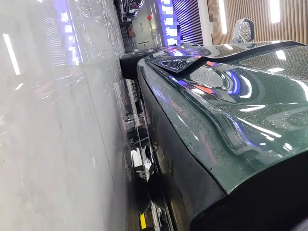 Tesla Model 3 — миниатюра 22