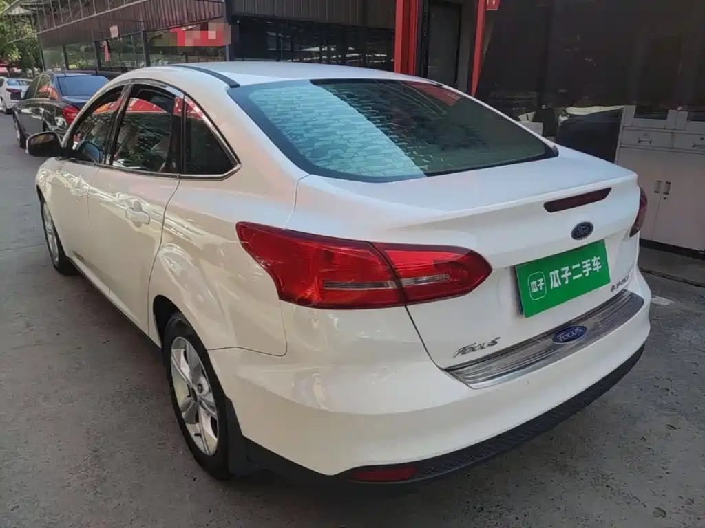 Ford Focus — миниатюра 5