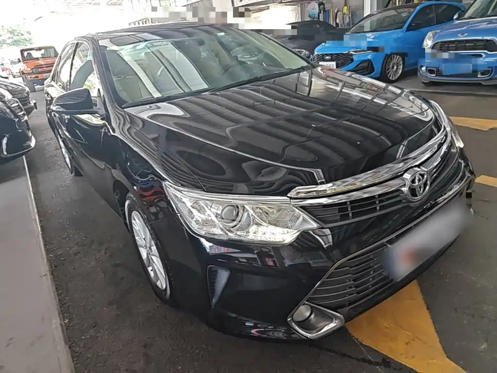 Toyota Camry — миниатюра 4