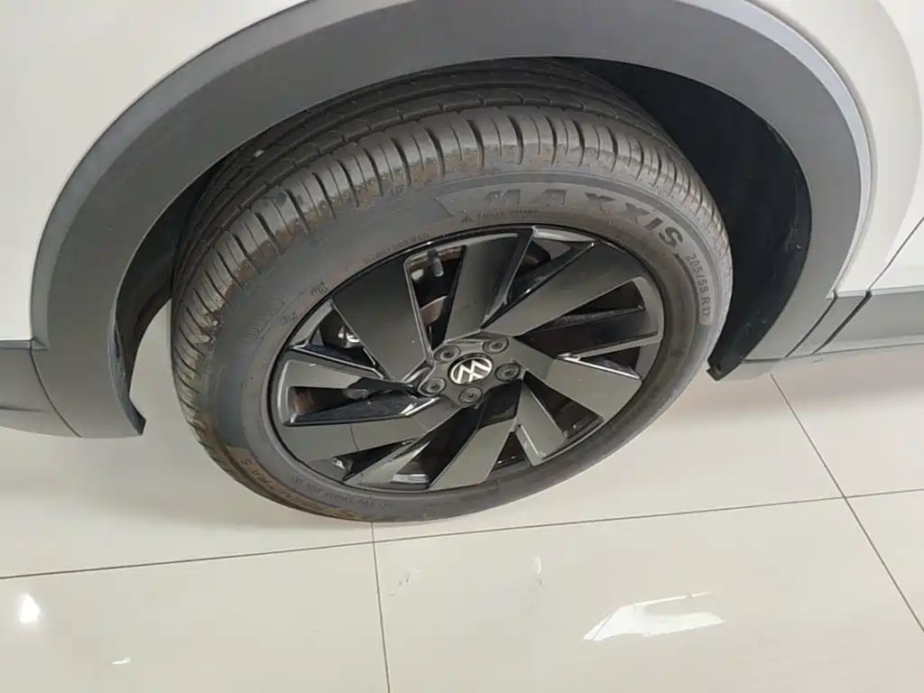 Volkswagen Tharu — миниатюра 23