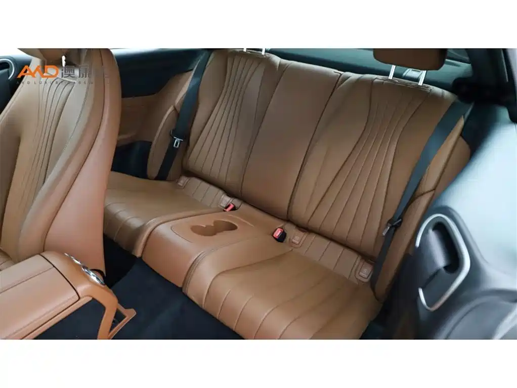 Mercedes-Benz E-Class (Import) — миниатюра 7