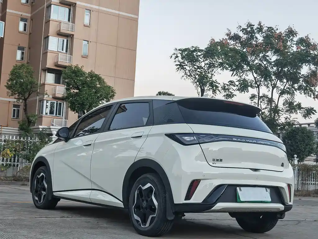BYD Dolphin — миниатюра 4