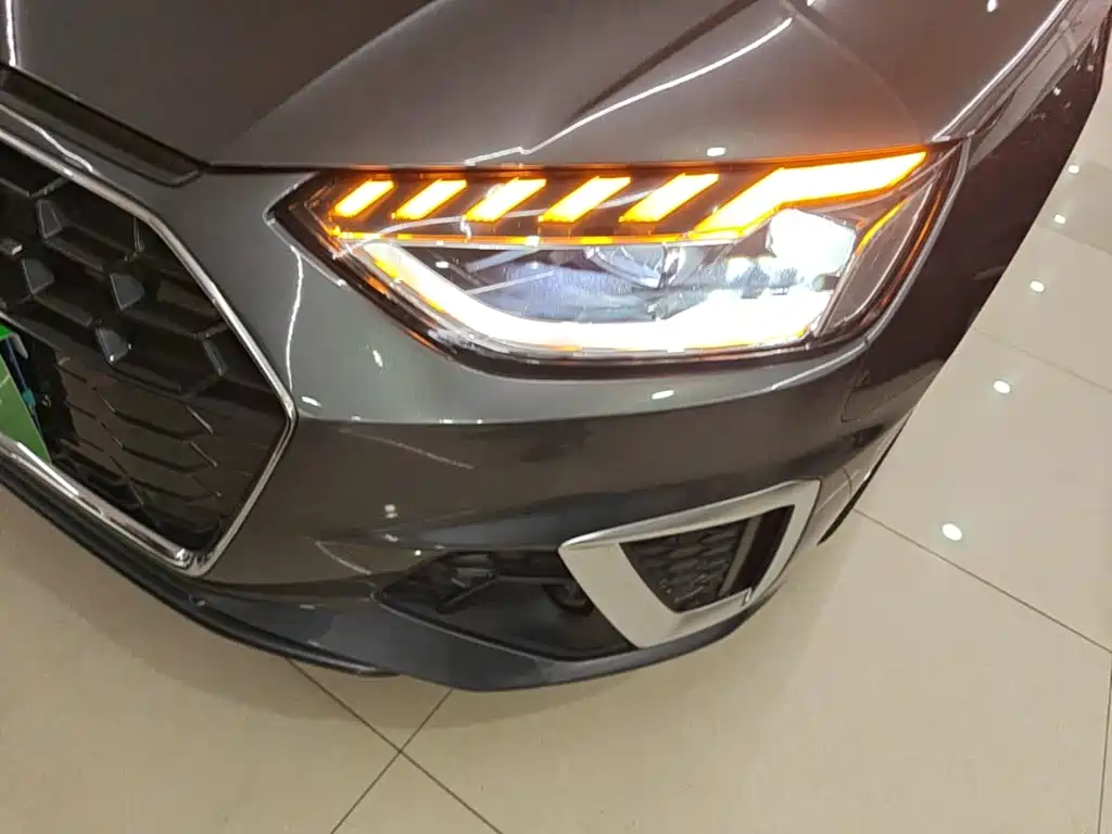 Audi A4L — миниатюра 24