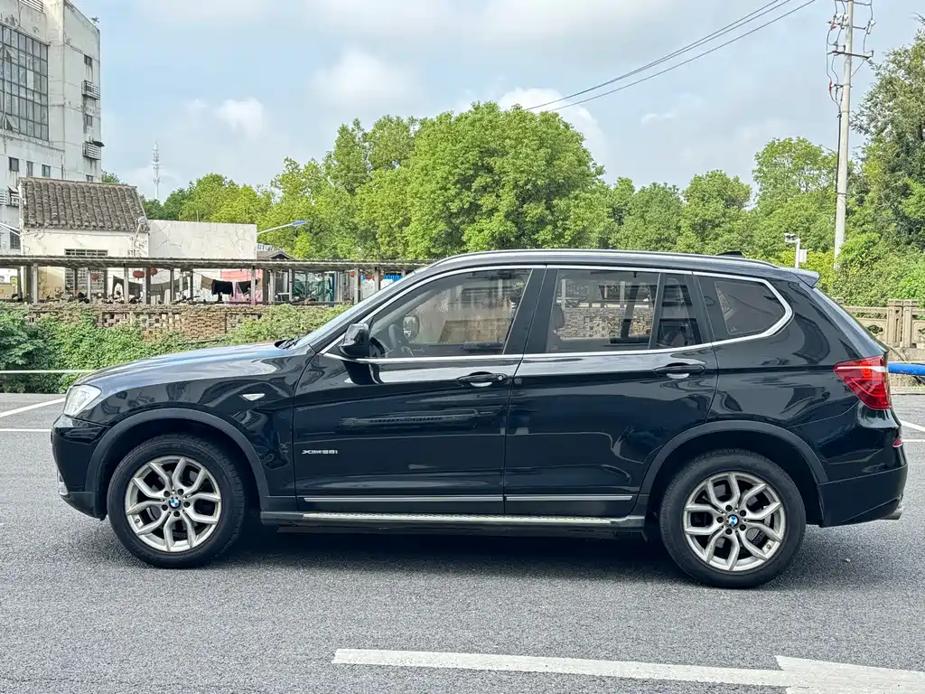 BMW X3 (Import) — миниатюра 10