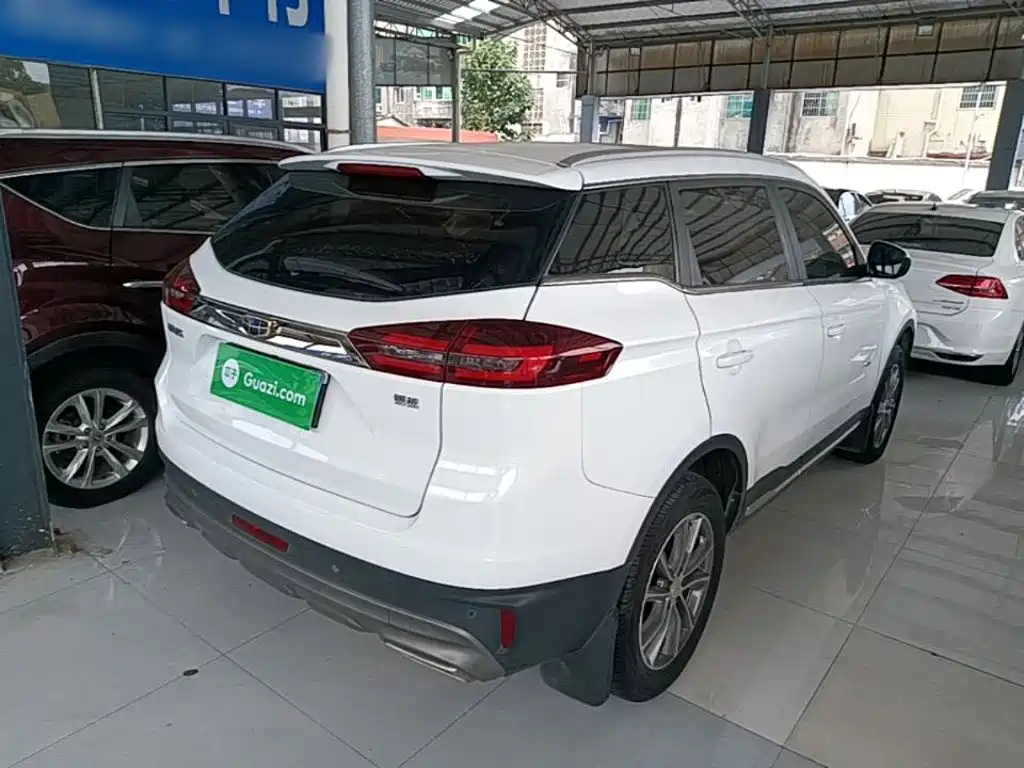 Geely Boyue — миниатюра 7