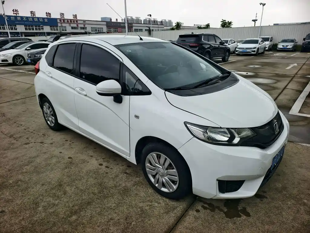 Honda Fit — миниатюра 3