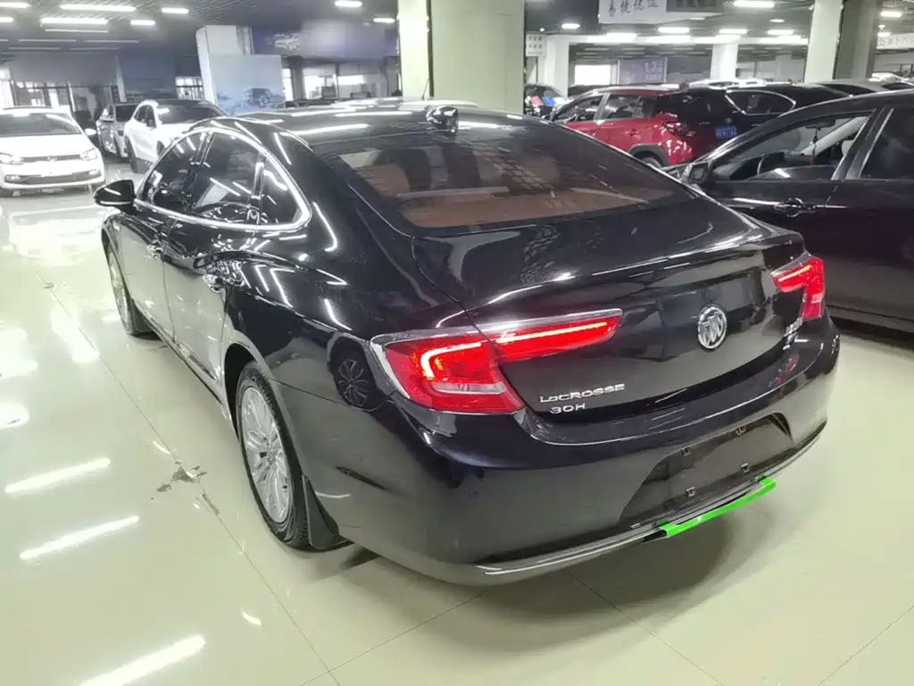 Buick LaCrosse — миниатюра 5