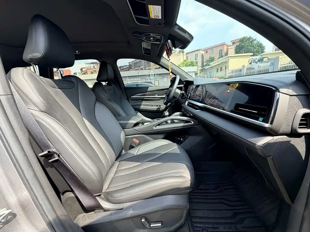 Geely Xingyue L — миниатюра 10