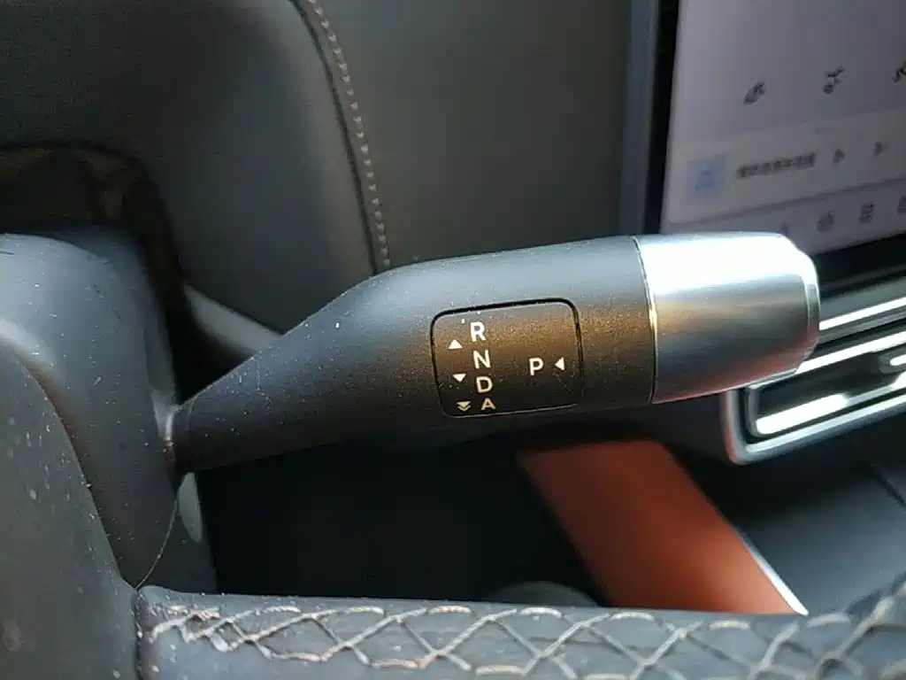 Li Auto Li L7 — миниатюра 14