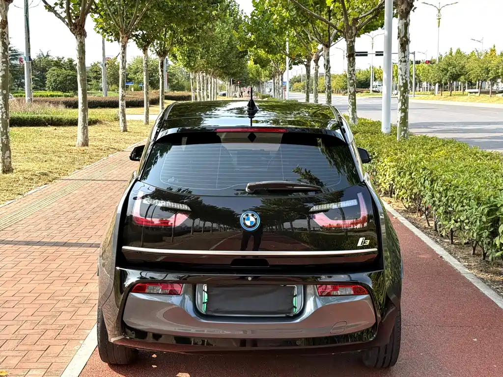BMW i3 (Import) — миниатюра 4