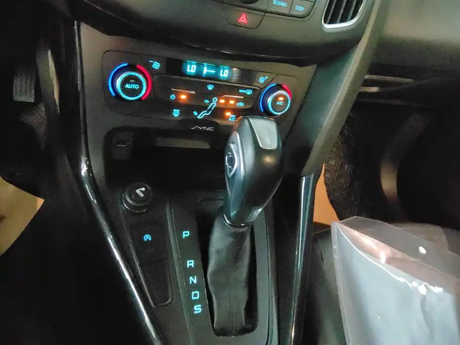 Ford Focus — миниатюра 16