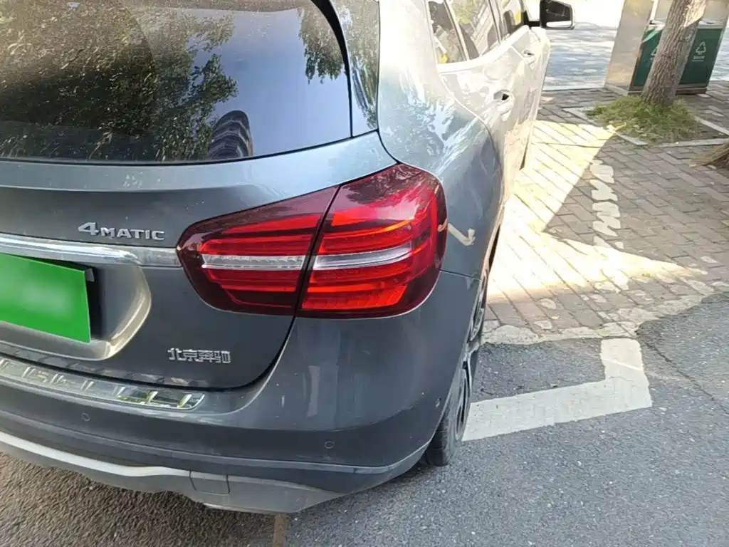 Mercedes-Benz GLA — миниатюра 8