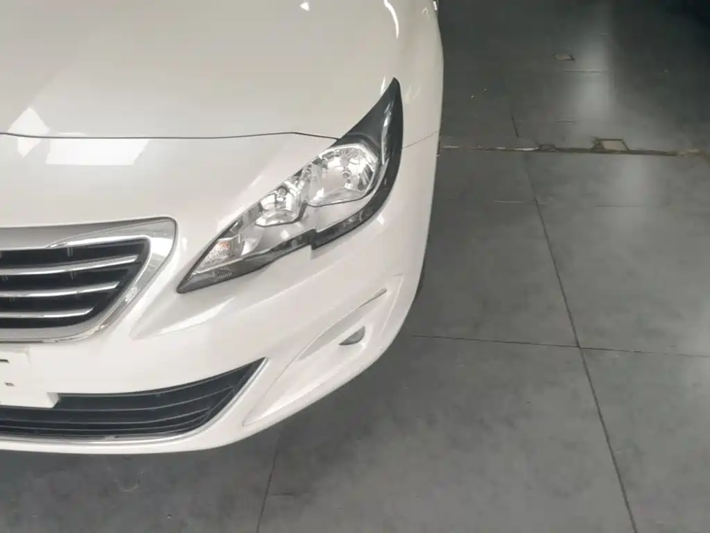 Peugeot 408 — миниатюра 24