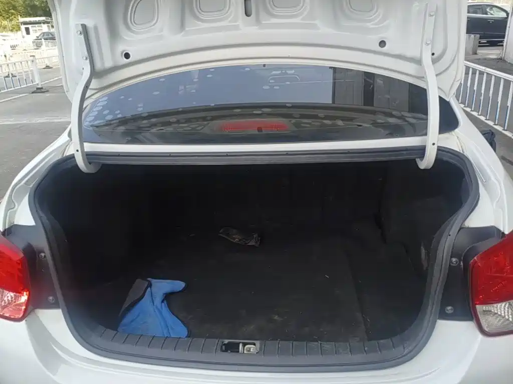 Hyundai Verna — миниатюра 19