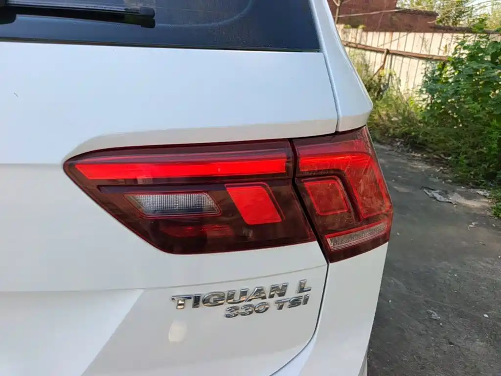 Volkswagen Tiguan L — миниатюра 8
