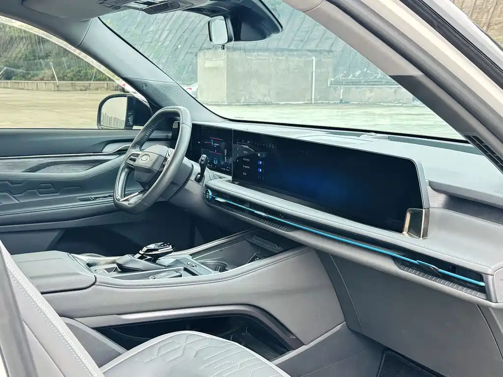 Ford Edge — миниатюра 14