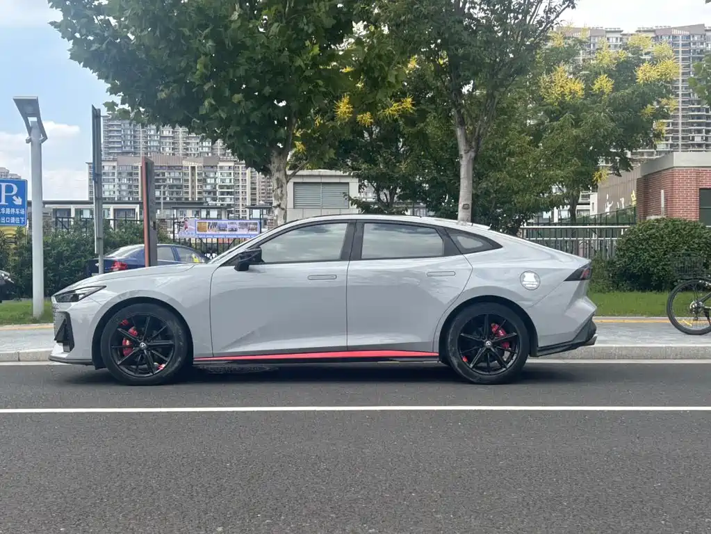 Changan UNI-V — миниатюра 4