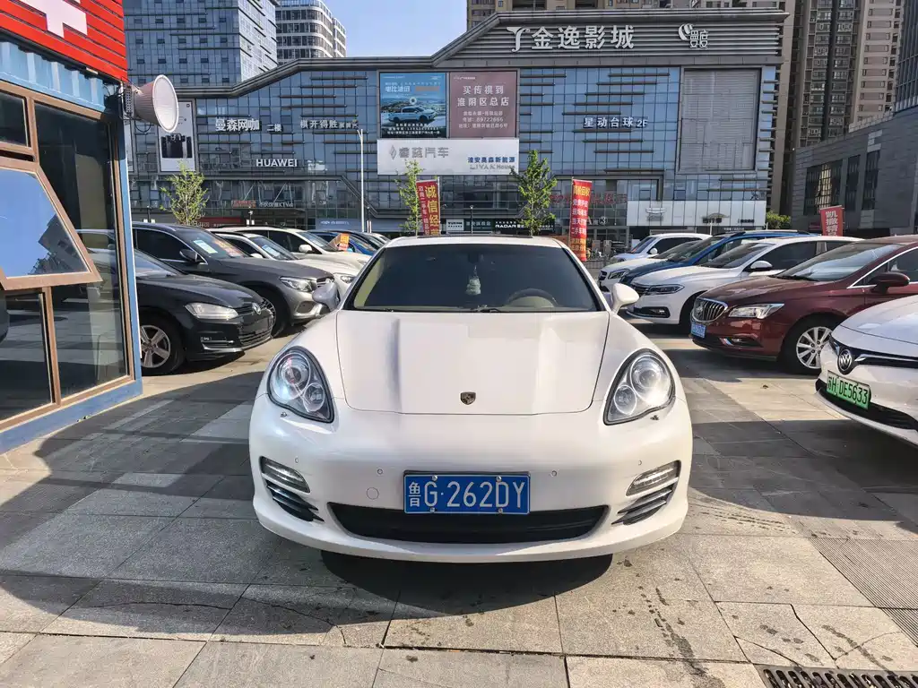 Porsche Panamera 2012
