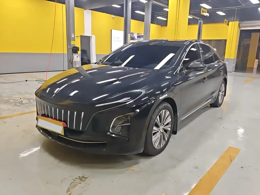 Hongqi Hongqi E-QM5