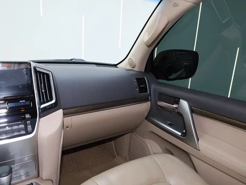 Toyota Land Cruiser — миниатюра 30
