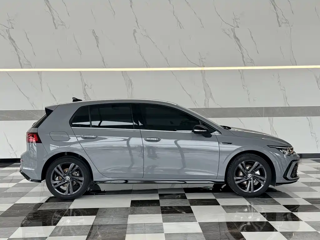 Volkswagen Golf — миниатюра 4