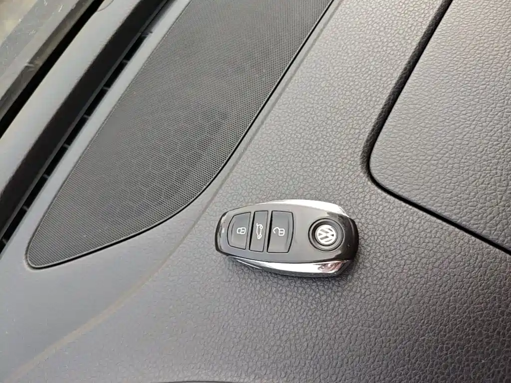 Volkswagen Touareg — миниатюра 9