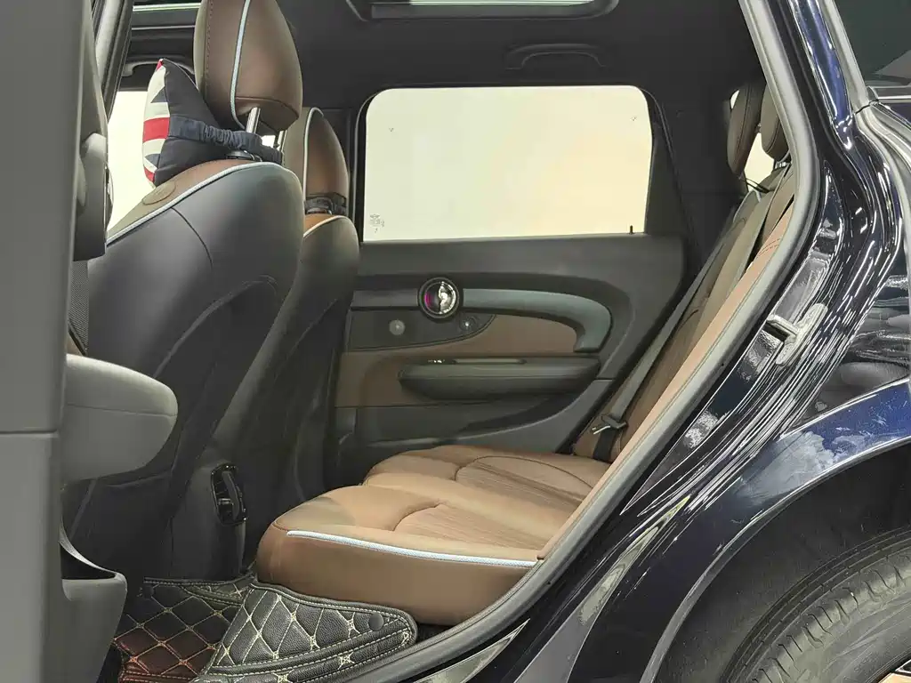 MINI Mini Clubman — миниатюра 10
