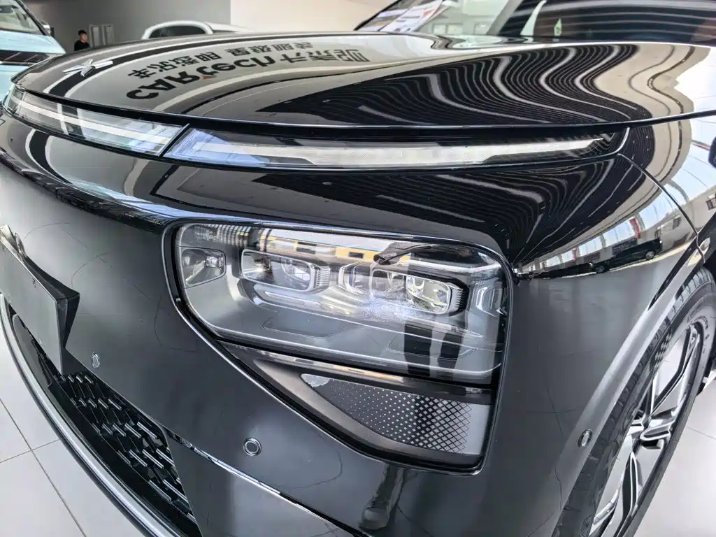 XPeng G9 — миниатюра 5