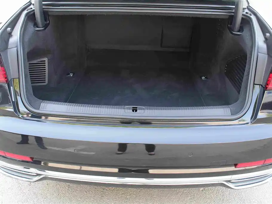 Audi A8 2022 A8L 50 TFSI quattro Comfort