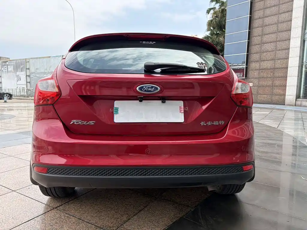 Ford Focus — миниатюра 8