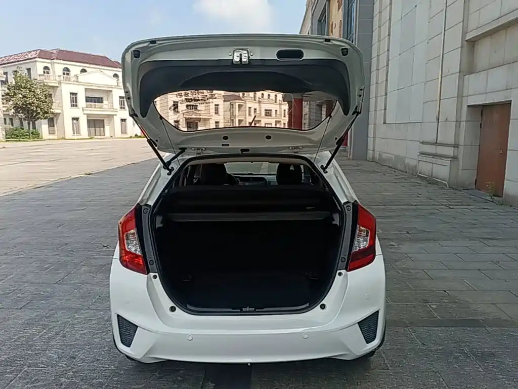 Honda Fit — миниатюра 19