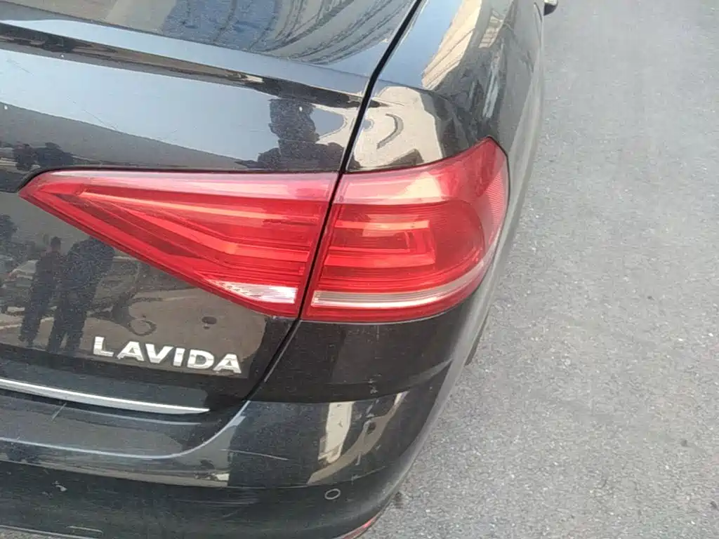 Volkswagen Lavida — миниатюра 8